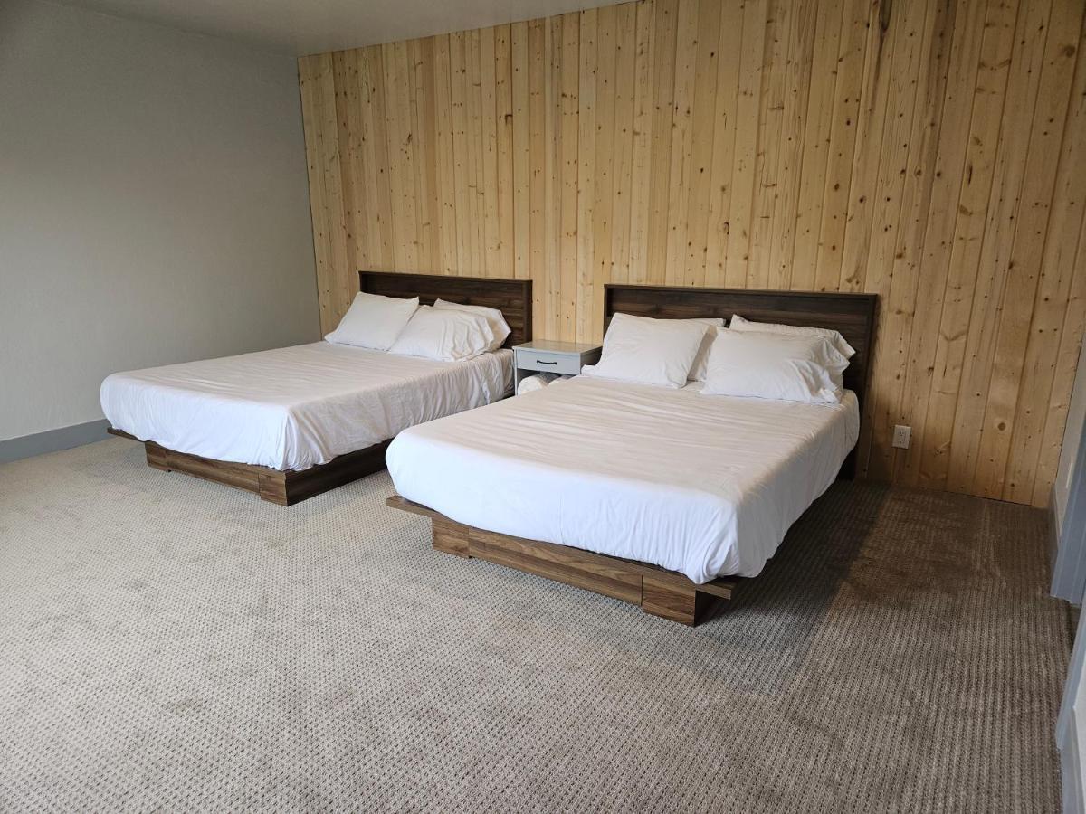 The Black Forest Lodge Red Bluff Eksteriør billede